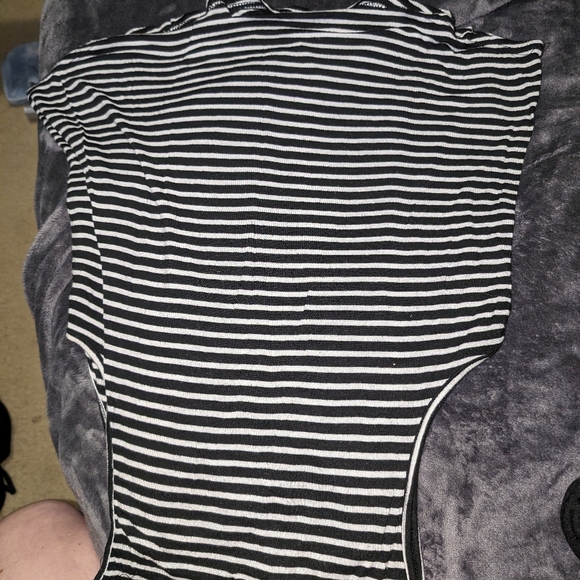 Rue21 striped cut out tank - Picture 3 of 3